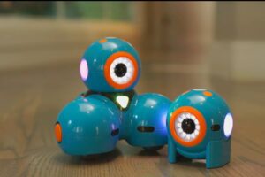 Meet Dash & Dot Robots for kids ages 6+